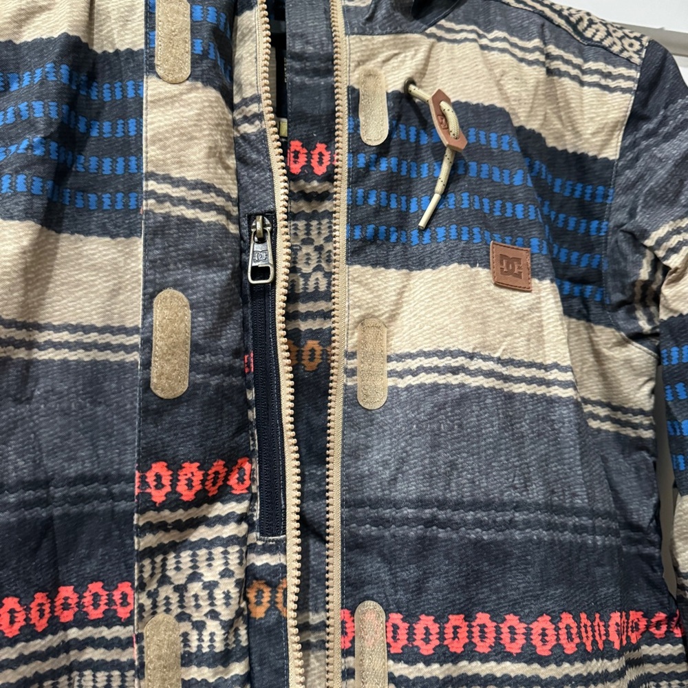 DC Ladies' Riji Jacket - Large - Picture 9 of 13